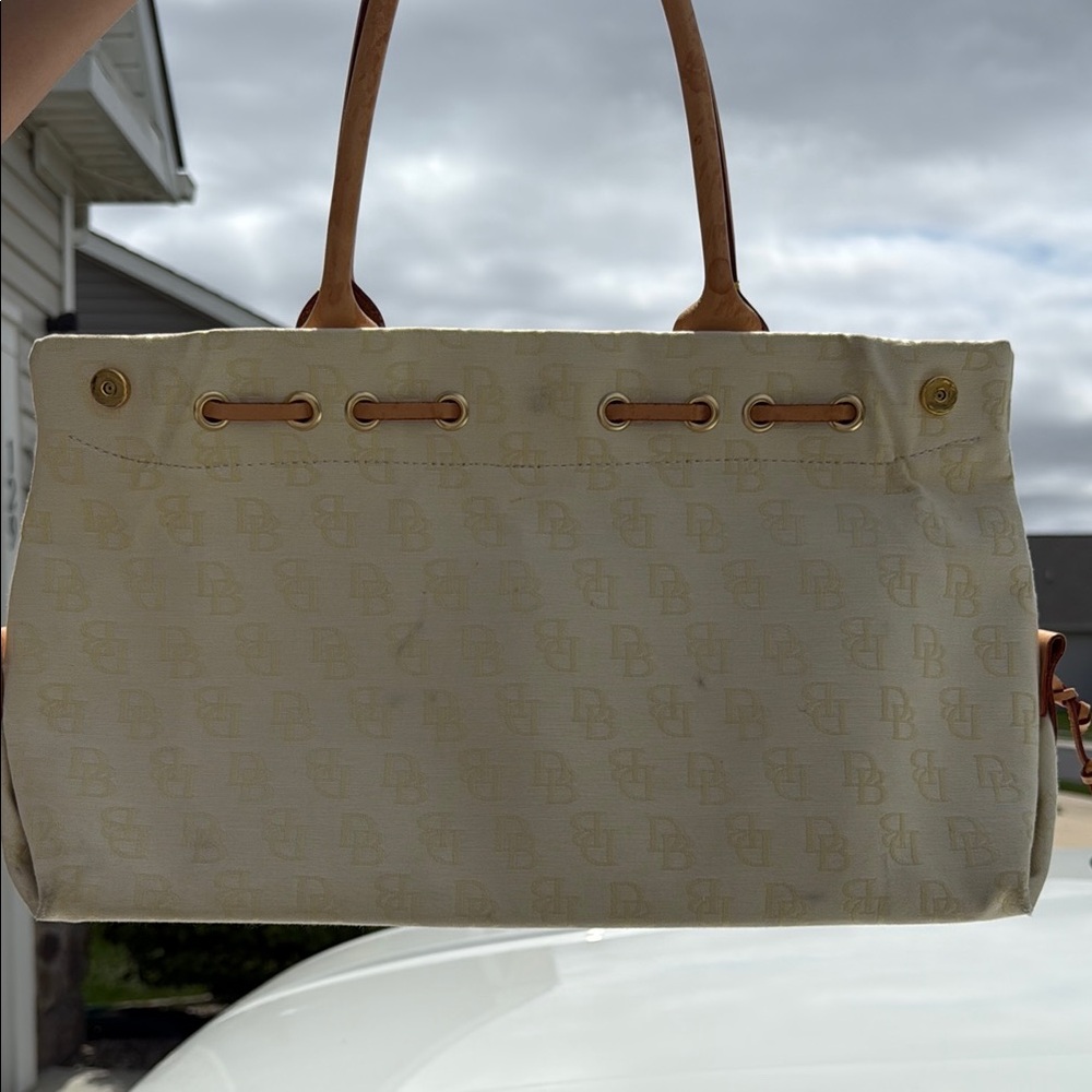 Dooney & Bourke Cream Tote Bag